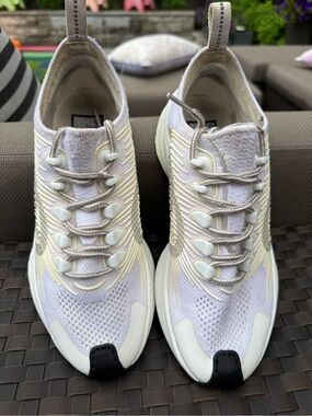 Gucci Run Knit Sneakers White Cream | Size 37.5 | Pre-Loved